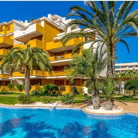 Apartman Espana - Punta Prima Orihuela Costa - Large For 6-people 85m2 And Terrace 40m2 Air Conditioning Wi-fi Living Kitchen 2 Bedrooms 2 Bathrooms 3 Swimming Pools Parking Security To The Sea 200m Only 40 Min To The Airport