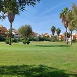 Διαμέρισμα Espana - Punta Prima Orihuela Costa - Large For 6-people 85m2 And Terrace 40m2 Air Conditioning Wi-fi Living Kitchen 2 Bedrooms 2 Bathrooms 3 Swimming Pools Parking Security To The Sea 200m Only 40 Min To The Airport *