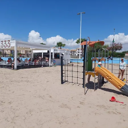 Apartamento España - Punta Prima Orihuela Costa - Large For 6-people 85m2&terrace 40m2 Air Conditioning Wi-fi Living Kitchen 2 Bedrooms 2 Bathrooms 3 Swimming Pools Parking Security To The Sea 200m Only 40 Min To The Airport Torrevieja