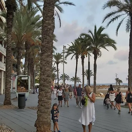 شقة Espana - Punta Prima Orihuela Costa - Large For 6-people 85m2 And Terrace 40m2 Air Conditioning Wi-fi Living Kitchen 2 Bedrooms 2 Bathrooms 3 Swimming Pools Parking Security To The Sea 200m Only 40 Min To The Airport *