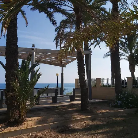 España - Punta Prima Orihuela Costa - Large For 6-people 85m2&terrace 40m2 Air Conditioning Wi-fi Living Kitchen 2 Bedrooms 2 Bathrooms 3 Swimming Pools Parking Security To The Sea 200m Only 40 Min To The Airport Torrevieja