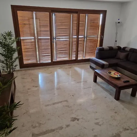 Espana - Punta Prima Orihuela Costa - Large For 6-people 85m2 And Terrace 40m2 Air Conditioning Wi-fi Living Kitchen 2 Bedrooms 2 Bathrooms 3 Swimming Pools Parking Security To The Sea 200m Only 40 Min To The Airport Apartamento Torrevieja